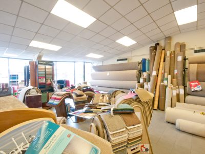 Retail Unit located in Immingham, consisting of a room filled with carpets and rugs.